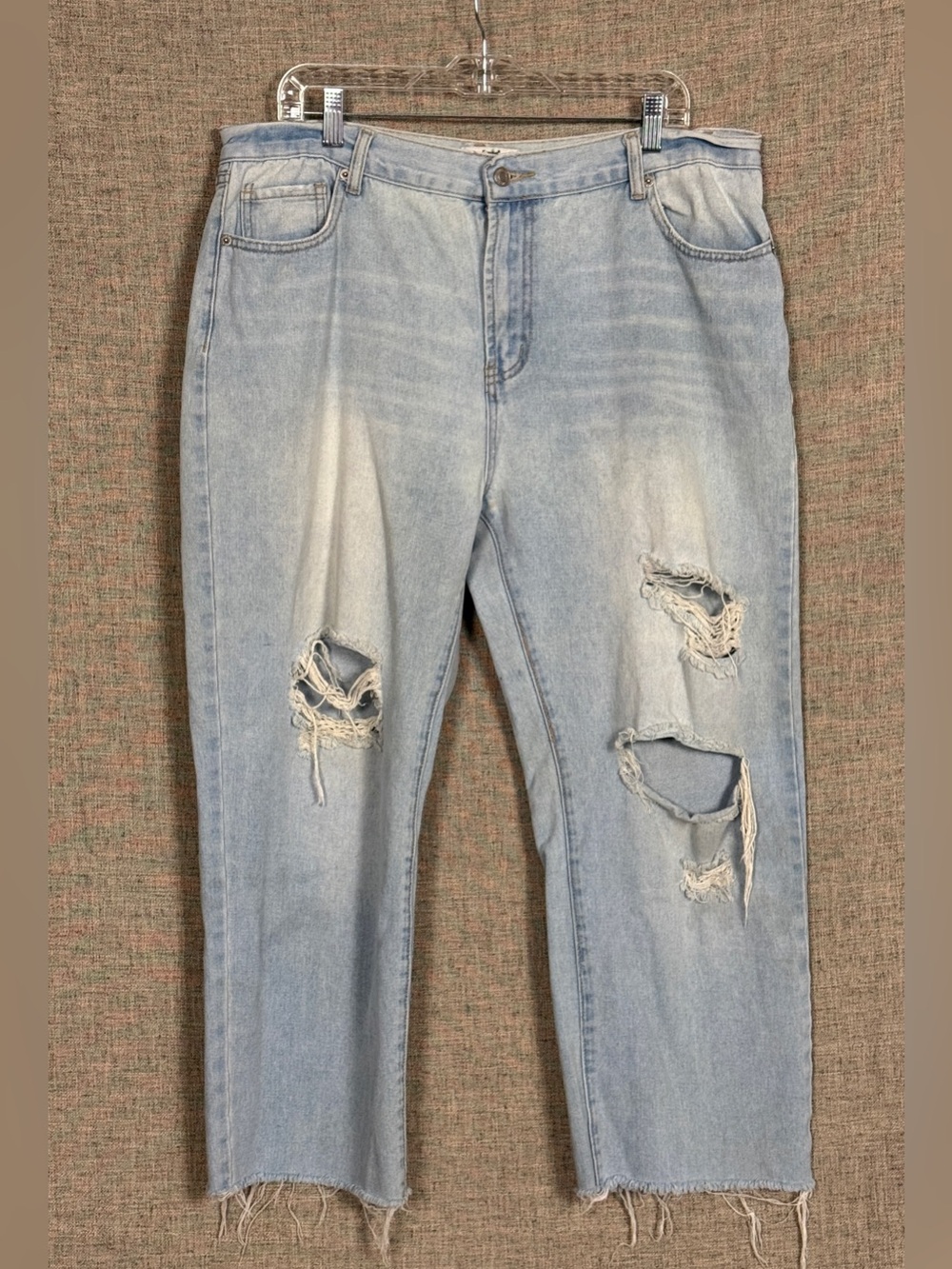 Papaya Light Wash Cropped Artsy Distressed Ripped Denim Jeans